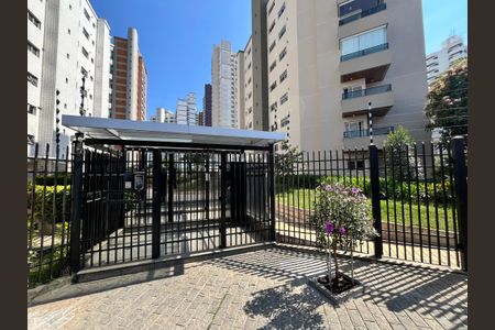 Apartamento à venda com 174m², 4 quartos e 4 vagasFachada