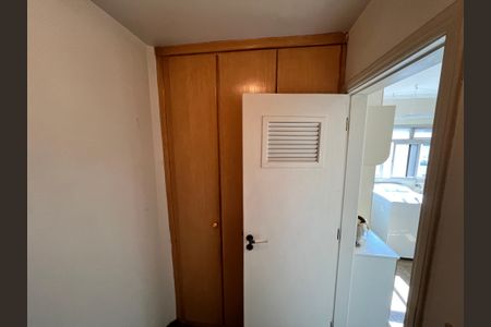 Apartamento à venda com 174m², 4 quartos e 4 vagasQuarto de Serviço