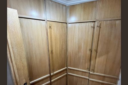 Apartamento à venda com 174m², 4 quartos e 4 vagasCloset da suíte
