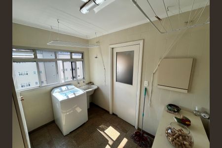 Apartamento à venda com 174m², 4 quartos e 4 vagasÁrea de Serviço