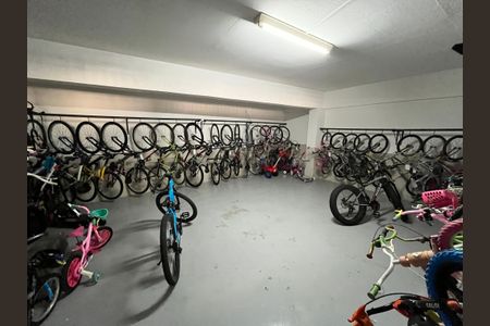 Apartamento à venda com 174m², 4 quartos e 4 vagasÁrea comum