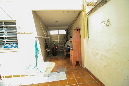 Casa à venda com 150m², 3 quartos e 3 vagasÁrea comum - Churrasqueira