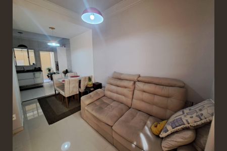 Sala de casa à venda com 2 quartos, 70m² em Santa Maria, Osasco