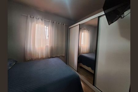 Quarto 2 de casa à venda com 2 quartos, 70m² em Santa Maria, Osasco