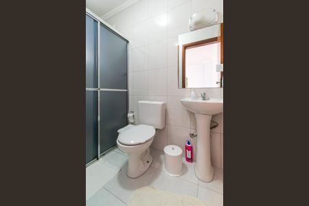 Casa à venda com 650m², 3 quartos e 2 vagas Casa à venda com 650m², 3 quartos e 2 vagasBanheiro Social