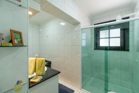 Casa à venda com 650m², 3 quartos e 2 vagas Casa à venda com 650m², 3 quartos e 2 vagasBanheiro da Suíte 1