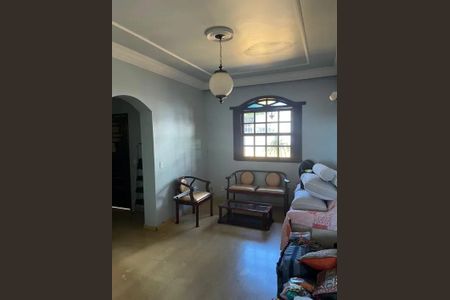 Casa para alugar com 2 quartos, 75m² em Campo Alegre, Belo Horizonte