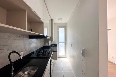 Cozinha de apartamento à venda com 2 quartos, 57m² em Vila das Mercês, São Paulo