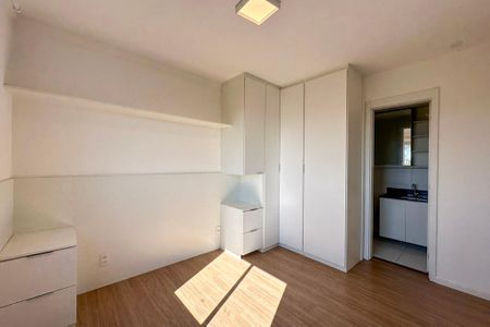 Suite  de apartamento para alugar com 2 quartos, 57m² em Vila das Mercês, São Paulo