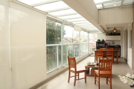 Apartamento à venda com 101m², 2 quartos e 2 vagasVaranda da Sala