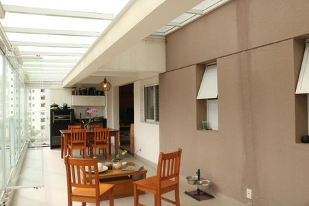 Apartamento à venda com 101m², 2 quartos e 2 vagasVaranda da Sala