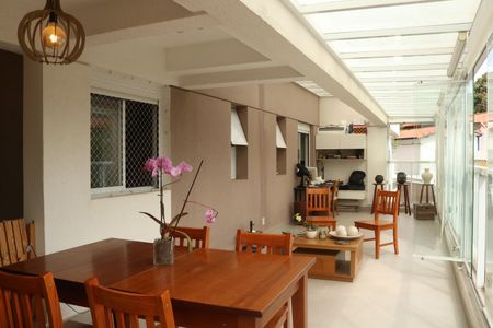 Apartamento à venda com 101m², 2 quartos e 2 vagasVaranda da Sala