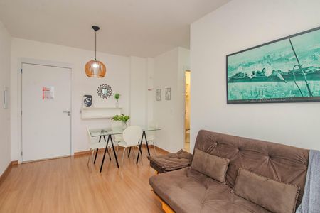 Sala de apartamento para alugar com 2 quartos, 72m² em Passo D’areia, Porto Alegre