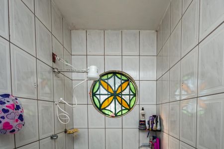 Casa à venda com 100m², 2 quartos e 15 vagasBanheiro Social