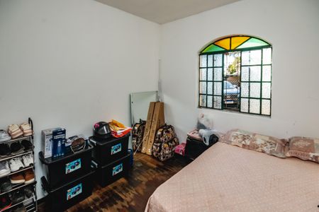Casa à venda com 100m², 2 quartos e 15 vagasQuarto 2