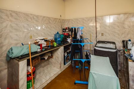 Casa à venda com 100m², 2 quartos e 15 vagasÁrea de Serviço