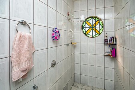 Casa à venda com 100m², 2 quartos e 15 vagasBanheiro Social