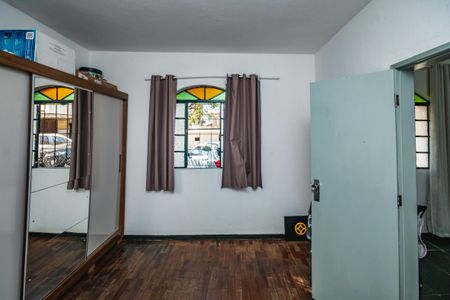 Casa à venda com 100m², 2 quartos e 15 vagasQuarto 1