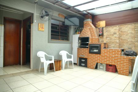 Casa à venda com 130m², 3 quartos e 2 vagasQuintal