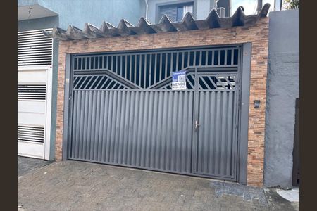 Casa à venda com 130m², 3 quartos e 2 vagasFachada