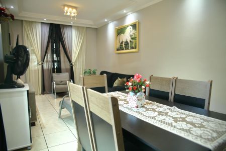 Sala de casa à venda com 3 quartos, 130m² em Vila Alvinopolis, São Bernardo do Campo