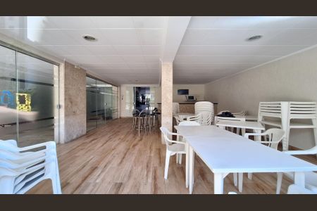 Apartamento à venda com 120m², 3 quartos e 2 vagasÁrea comum - Salão de festas