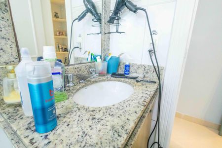 Casa de condomínio à venda com 354m², 4 quartos e 4 vagasBanheiro da Suíte 3