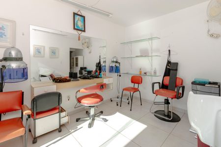 Casa para alugar com 255m², 3 quartos e 2 vagasEdícula/ Sala