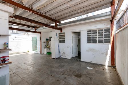 Casa para alugar com 255m², 3 quartos e 2 vagasQuintal