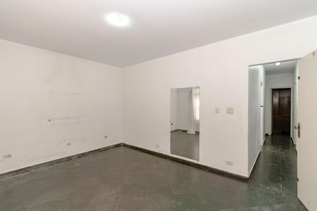 Casa para alugar com 255m², 3 quartos e 2 vagasSala
