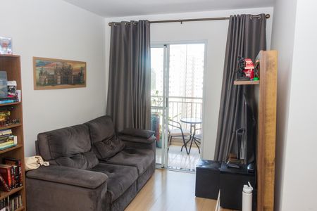 Sala de apartamento para alugar com 3 quartos, 72m² em Jardim Sabara, São Paulo