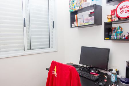 Quarto 1 de apartamento para alugar com 3 quartos, 72m² em Jardim Sabara, São Paulo