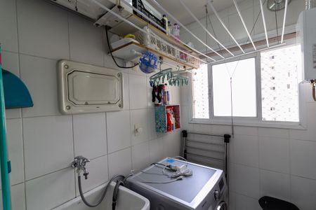 Apartamento à venda com 74m², 3 quartos e 2 vagas Apartamento à venda com 74m², 3 quartos e 2 vagasÁrea de Serviço