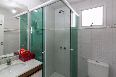 Apartamento à venda com 74m², 3 quartos e 2 vagas Apartamento à venda com 74m², 3 quartos e 2 vagasBanheiro da Suíte 3