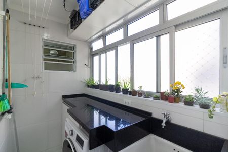 Apartamento à venda com 81m², 3 quartos e 1 vaga Apartamento à venda com 81m², 3 quartos e 1 vagaÁrea de Serviço