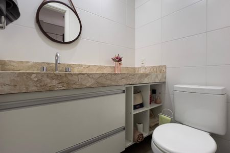 Apartamento à venda com 82m², 3 quartos e 2 vagas Apartamento à venda com 82m², 3 quartos e 2 vagasBanheiro da Suíte