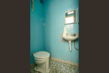 Casa para alugar com 180m², 3 quartos e 2 vagas Casa para alugar com 180m², 3 quartos e 2 vagasBanheiro de serviço