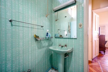 Casa para alugar com 180m², 3 quartos e 2 vagas Casa para alugar com 180m², 3 quartos e 2 vagasBanheiro social 02