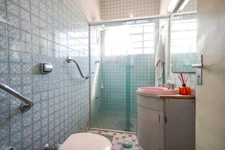 Casa para alugar com 180m², 3 quartos e 2 vagas Casa para alugar com 180m², 3 quartos e 2 vagasBanheiro social 01