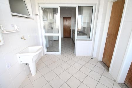 Apartamento para alugar com 112m², 3 quartos e 2 vagasÁrea de Serviço