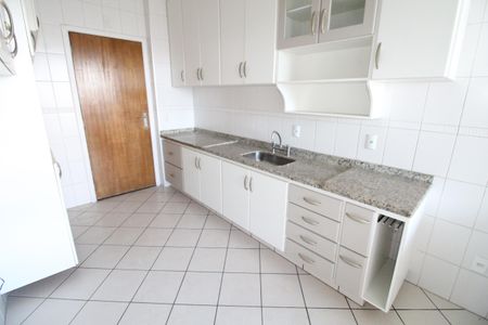 Apartamento para alugar com 112m², 3 quartos e 2 vagasCozinha