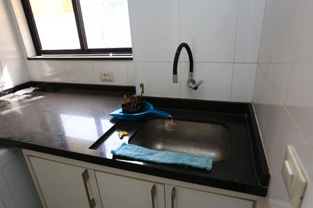 Apartamento para alugar com 305m², 4 quartos e 3 vagas Apartamento para alugar com 305m², 4 quartos e 3 vagasÁrea de Serviço