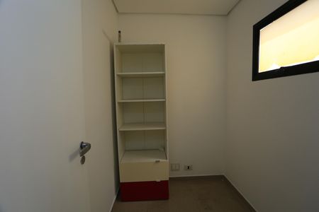 Apartamento para alugar com 305m², 4 quartos e 3 vagas Apartamento para alugar com 305m², 4 quartos e 3 vagasÁrea de Serviço