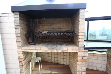 Apartamento para alugar com 305m², 4 quartos e 3 vagas Apartamento para alugar com 305m², 4 quartos e 3 vagasCobertura