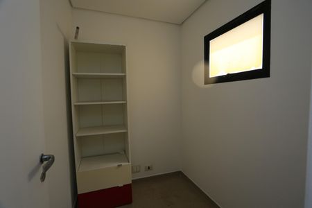 Apartamento para alugar com 305m², 4 quartos e 3 vagas Apartamento para alugar com 305m², 4 quartos e 3 vagasÁrea de Serviço