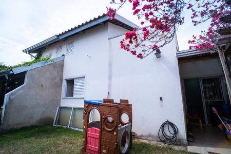 Casa de condomínio para alugar com 160m², 4 quartos e 4 vagasQuintal