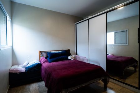 Casa de condomínio para alugar com 160m², 4 quartos e 4 vagasSuíte 2