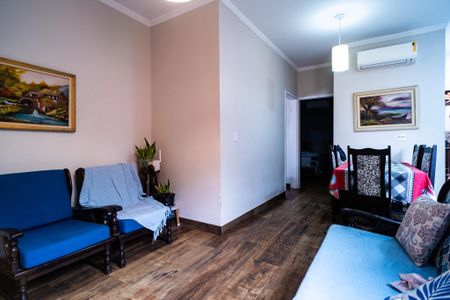 Casa de condomínio para alugar com 160m², 4 quartos e 4 vagasSala