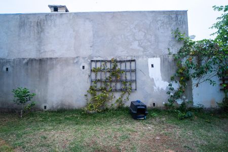 Casa de condomínio para alugar com 160m², 4 quartos e 4 vagasQuintal