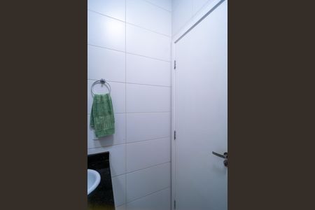 Casa de condomínio para alugar com 160m², 4 quartos e 4 vagasBanheiro